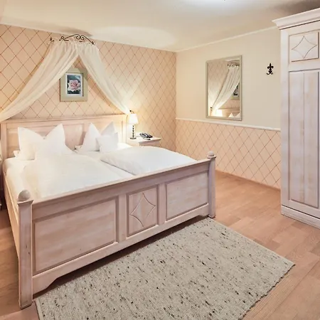 Hotel Puettmanns Dorfhotel Olpe